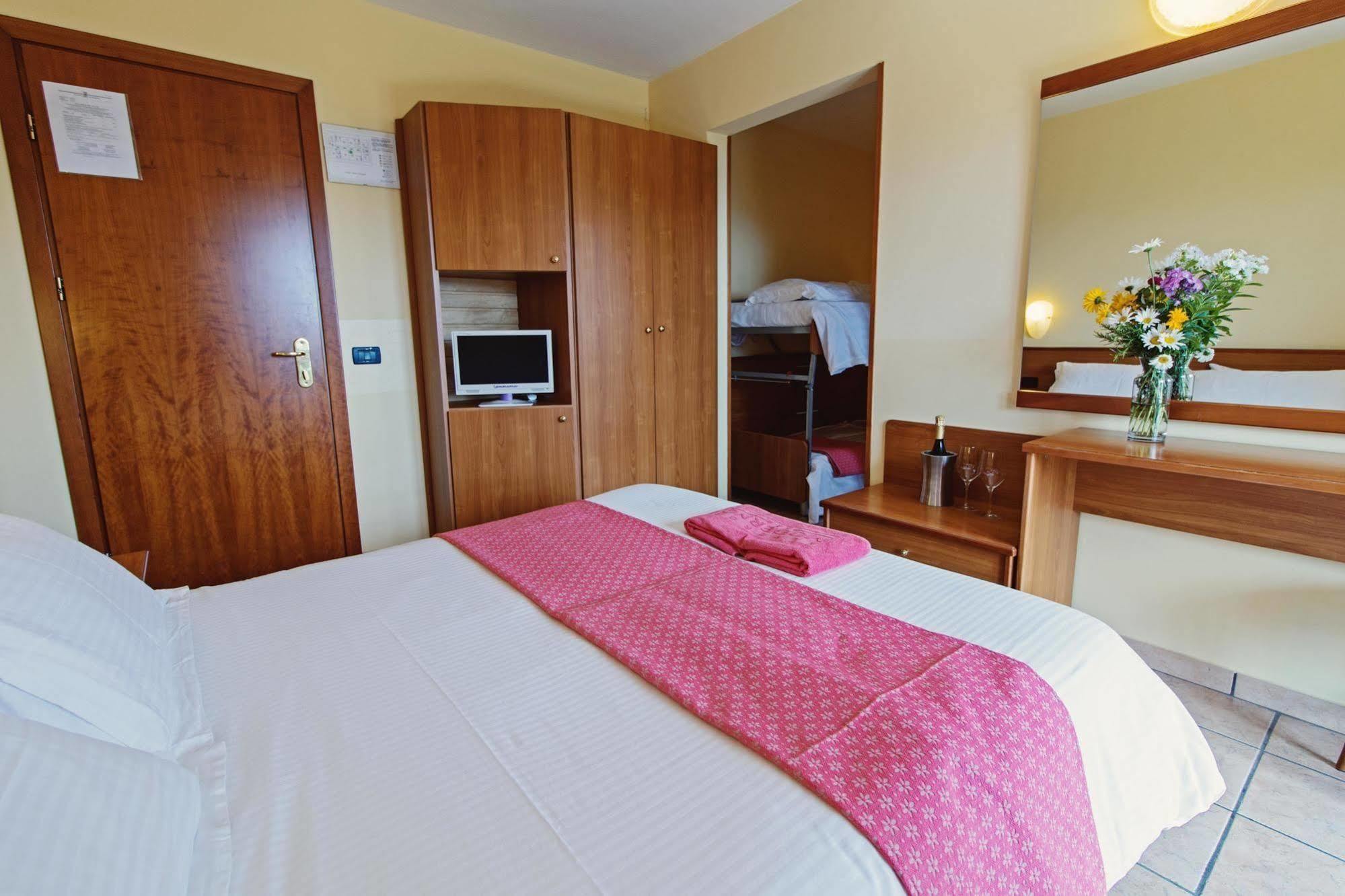 Albergo Moderno&Spa Fuipiano Valle Imagna Zewnętrze zdjęcie